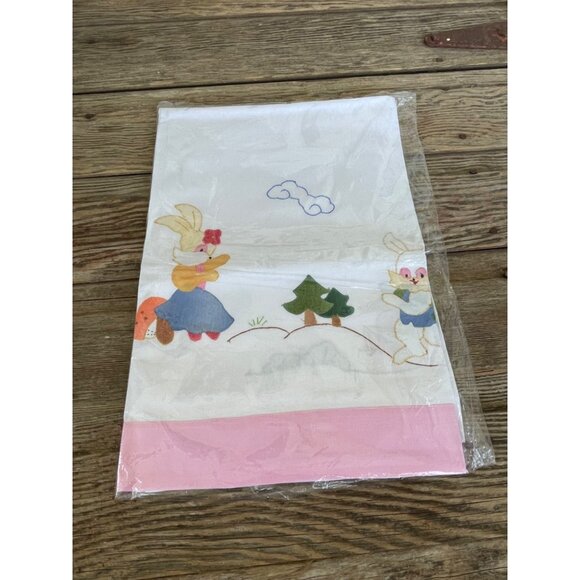 Vintage 1950s Crib Sheet/Pillow Case set Applique Bunnies Cotton NOS - Picture 1 of 13